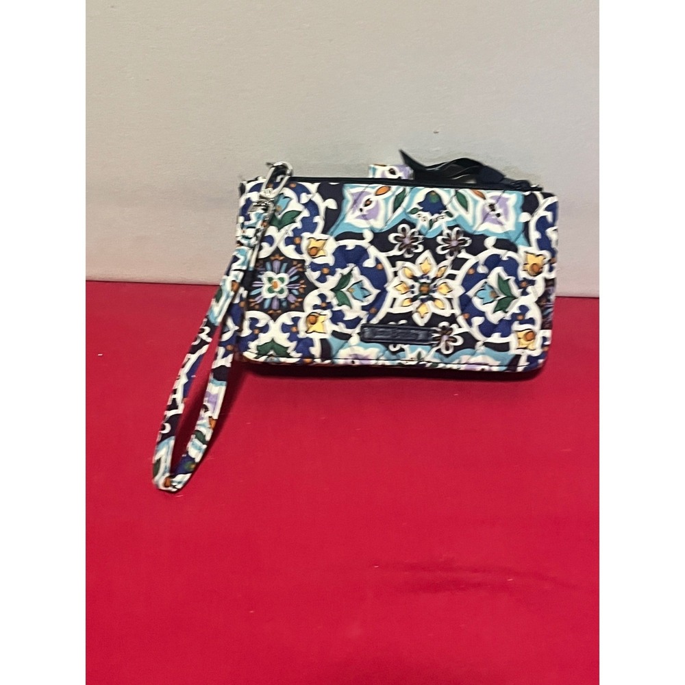 Vera Bradley Indiana Rose RFID All In One Wristlet Wallet Blue Yellow